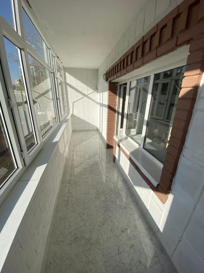 Ulpan Mini Hotel Астана Екстериор снимка