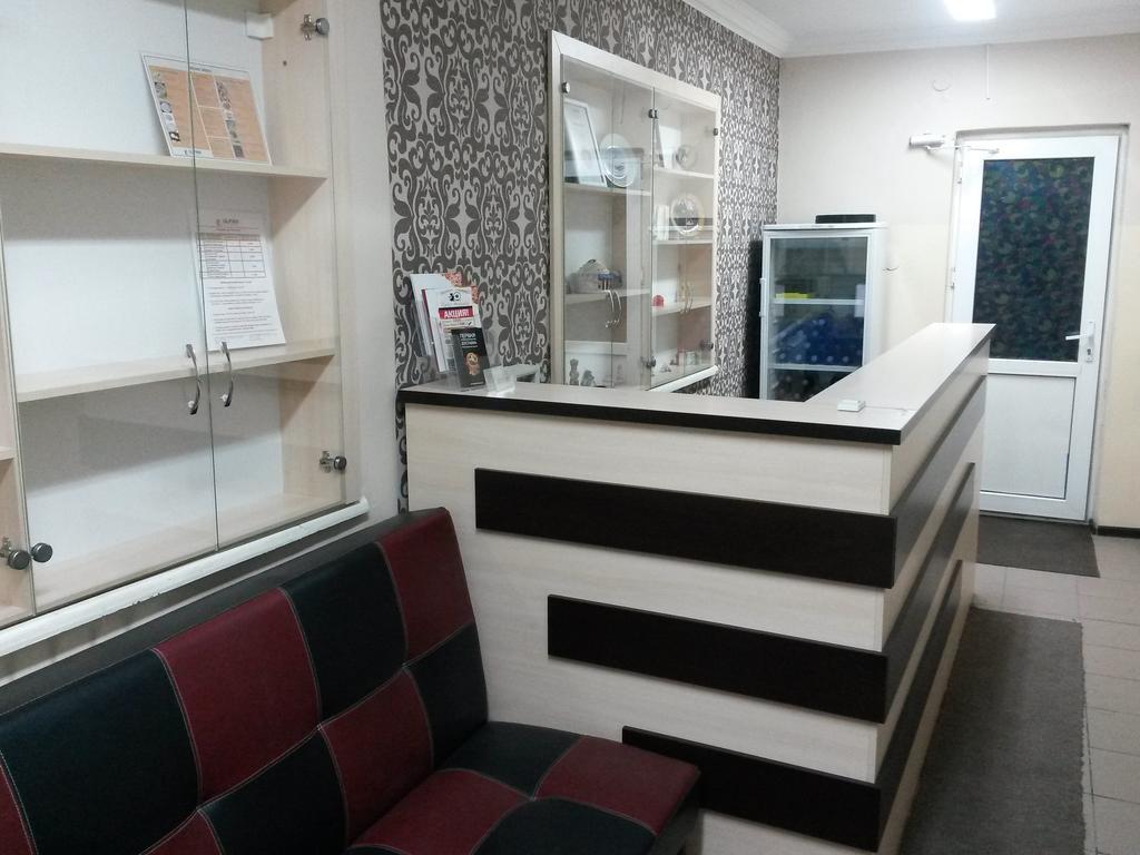 Ulpan Mini Hotel Астана Екстериор снимка